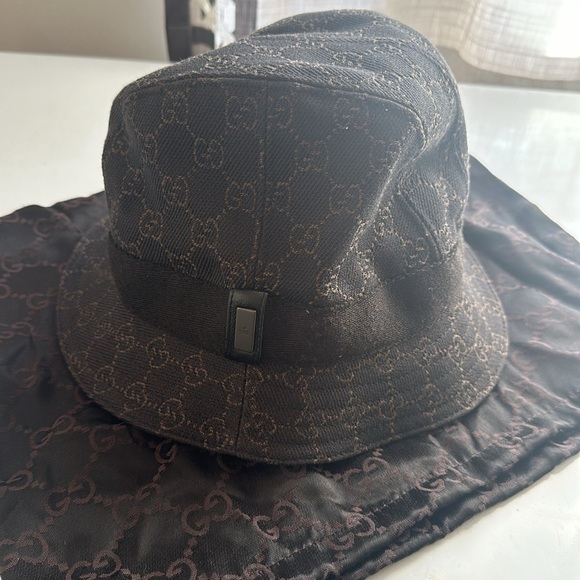 GUCCI bucket hat - Picture 4 of 4